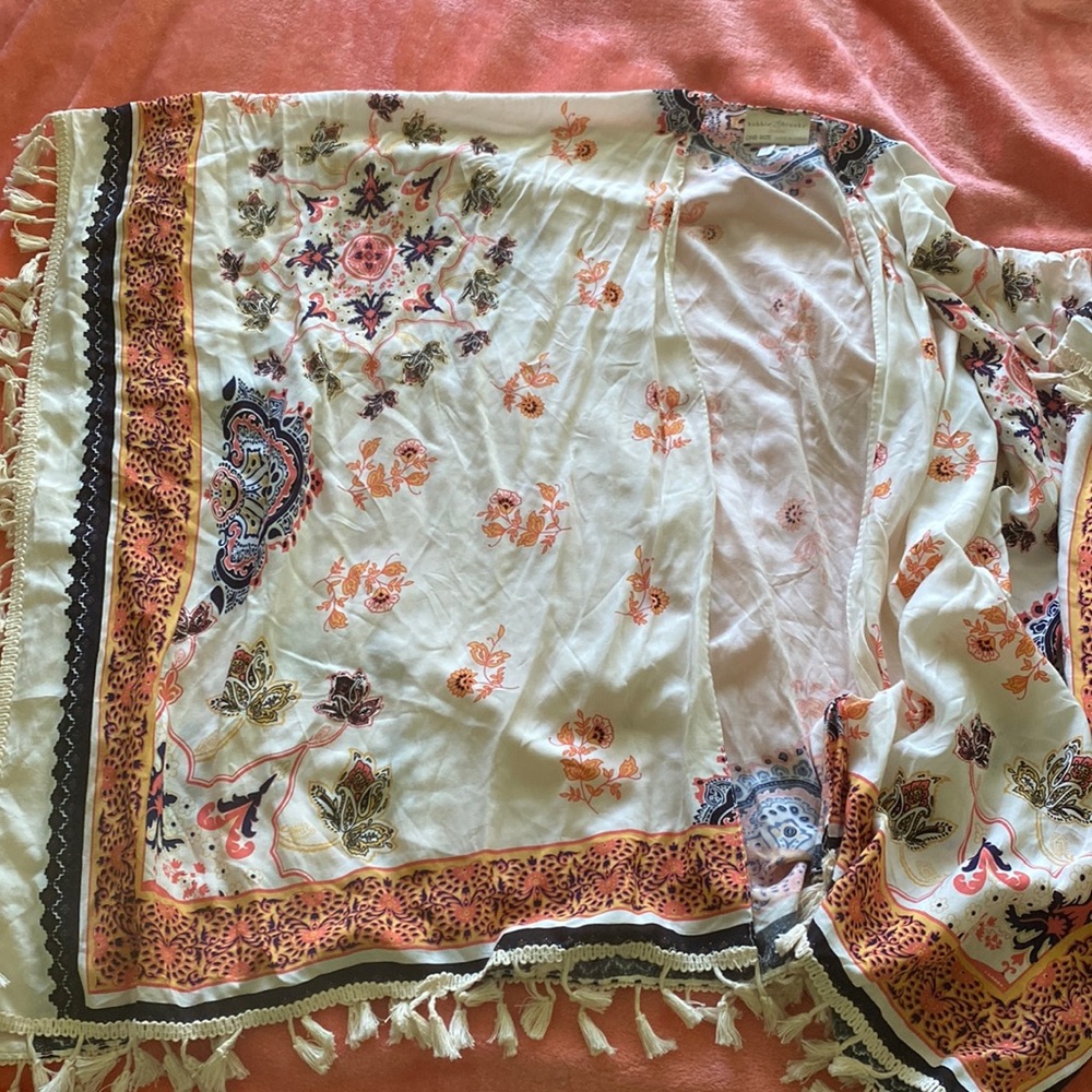 OSFA / floral and paisley kimono